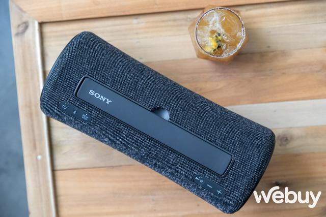 Trải nghiệm nhanh Sony SRS-XG300: Thiết kế hiện đại, chất âm mạnh mẽ, giá gần 8 triệu đồng - Ảnh 4.