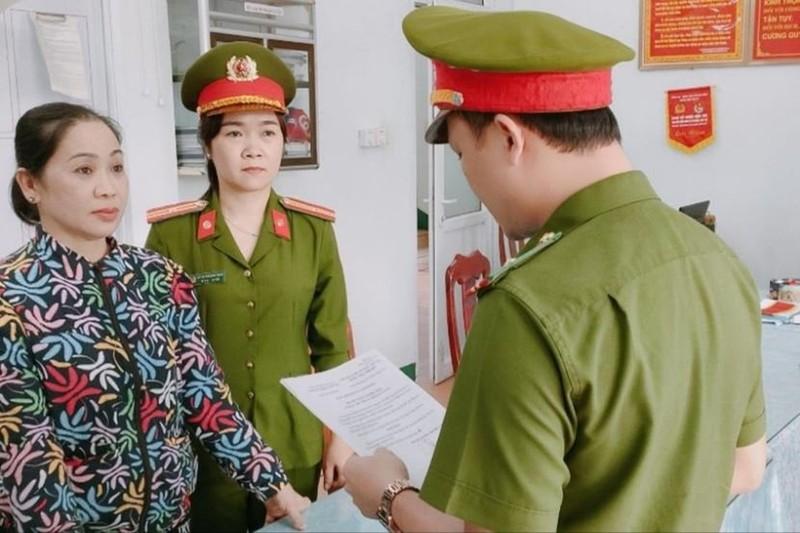 Quảng Nam: Khởi tố người phụ nữ chiếm đoạt gần 4 tỷ đồng Quang Nam: Khoi to nguoi phu nu chiem doat gan 4 ty dong