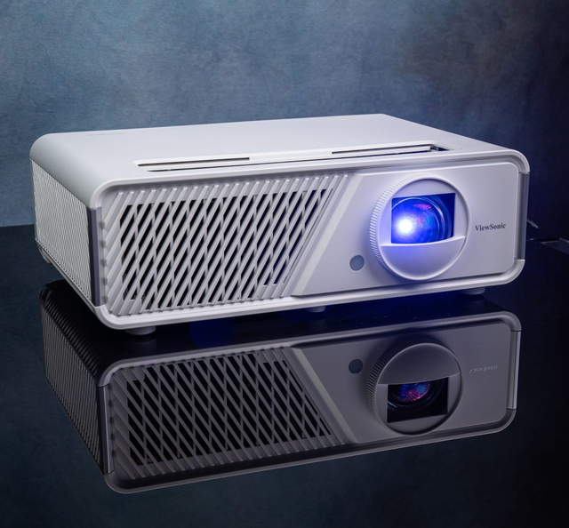 Loạt thiết bị công nghệ không thể thiếu trong mùa World Cup 2022 - Ảnh 1. Loạt thiết bị công nghệ không thể thiếu trong mùa World Cup 2022 - Ảnh 1.