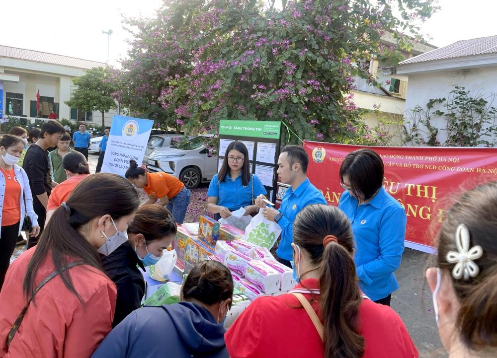 “Xe siêu thị đoàn viên Công đoàn”: Thiết thực, trực tiếp với người lao động