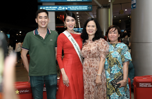 Á hậu Phương Anh lên đường chinh chiến Miss International, dàn Hậu đến dự - Ảnh 4.