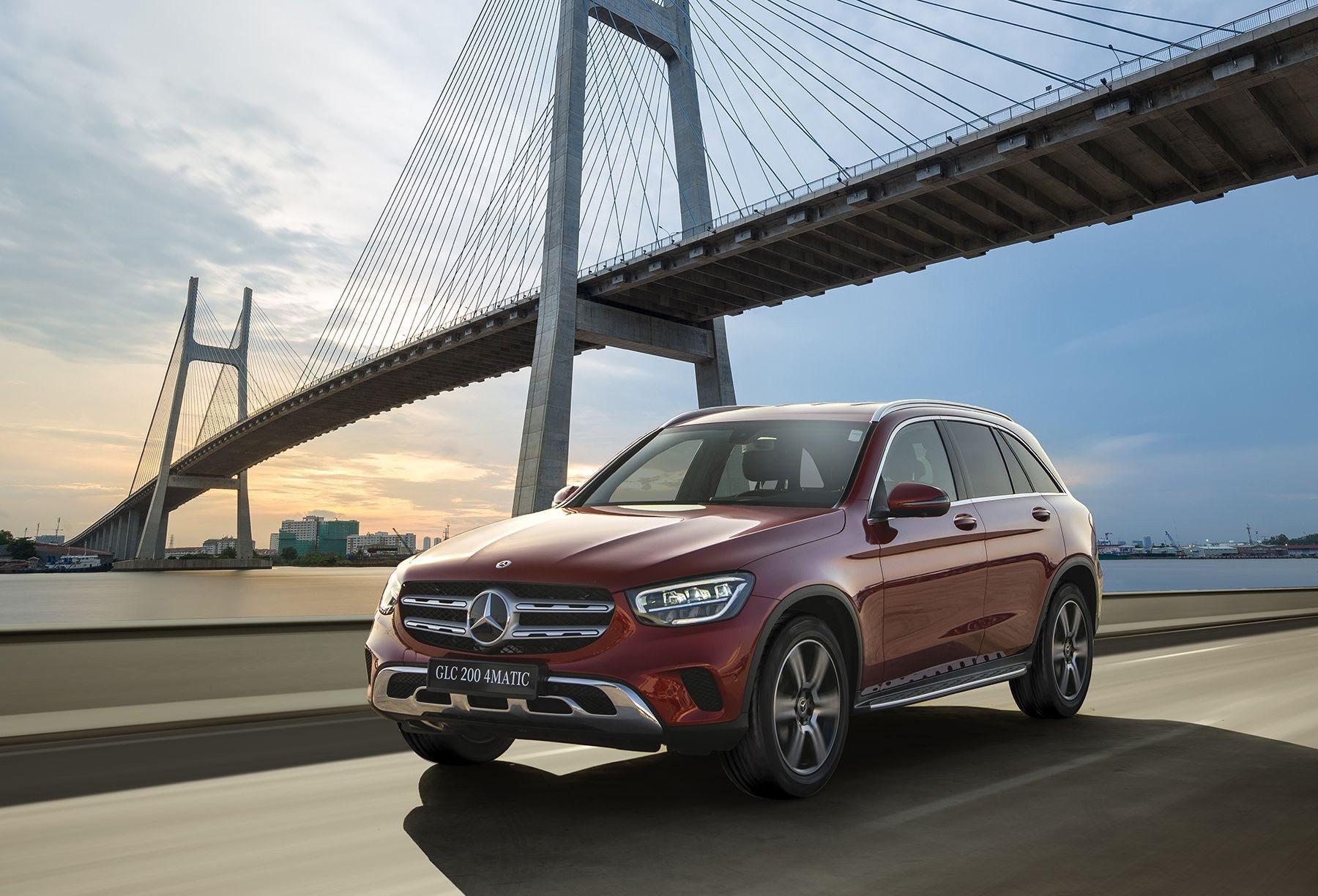 Mercedes-Benz GLC mới cập bến thị trường Việt: thêm công nghệ, giá tăng 160 triệu đồng. - Ảnh 1.