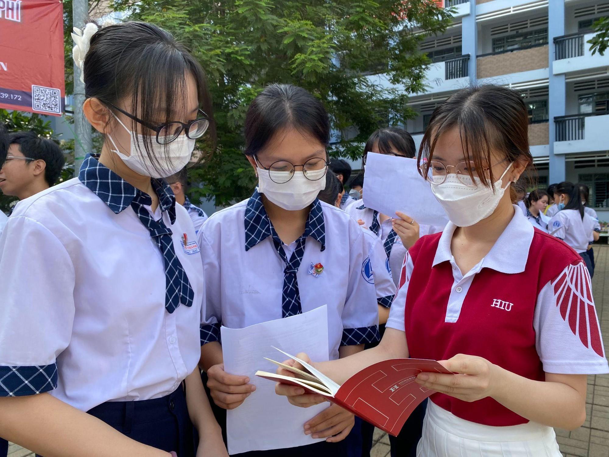 Những ngành Khoa học Xã hội đang "lên ngôi", hiện đại dành cho "dân khối C" - Ảnh 1.