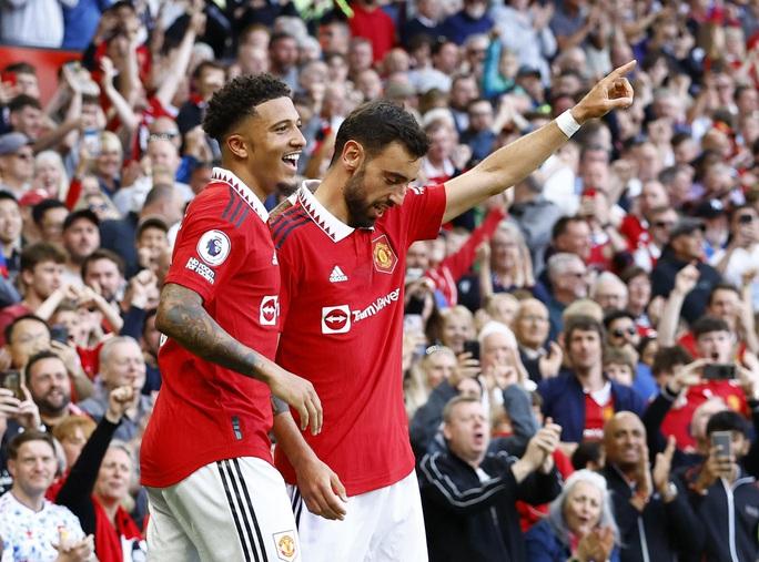 Man United vững Top 3, Leicester và Leeds United rớt hạng - Ảnh 3.