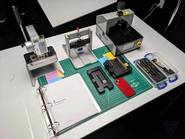 Từ nay bạn có thể tự sửa chữa iPhone 14 của mình theo hướng dẫn của Apple - Ảnh 1.