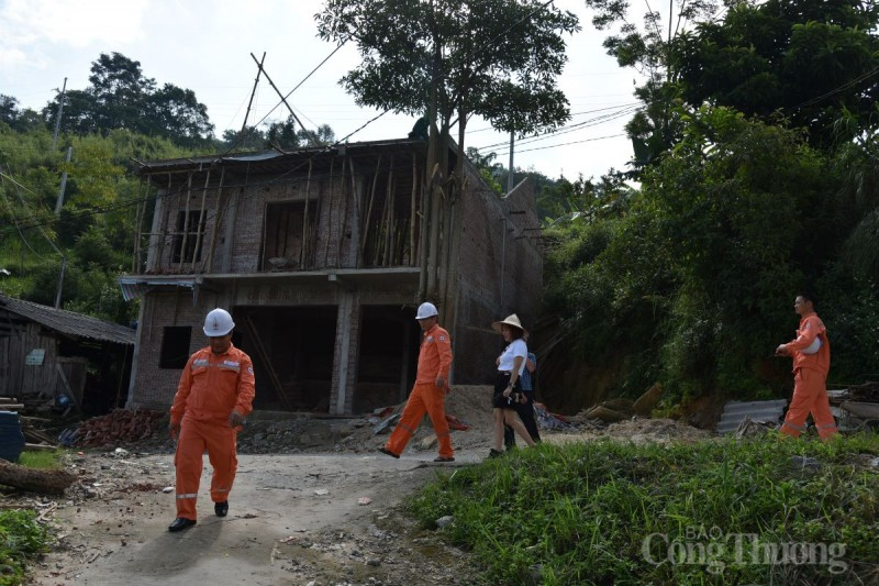 Bài cuối: Đẩy nhanh các dự án đầu tư lưới điện, tạo xung lực cho phát triển kinh tế