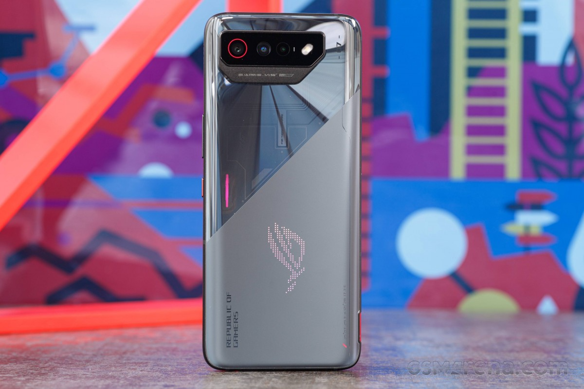 ASUS ROG Phone 7 mang tới trải nghiệm chơi game mobile 'tốt hơn' nhiều smartphone, và như thế là đủ đột phá - Ảnh 2.