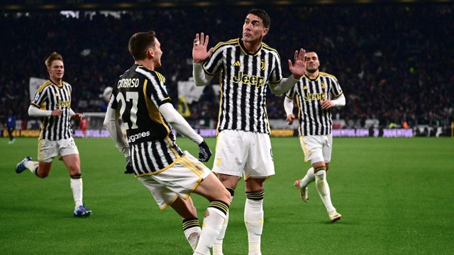 Juventus gặp Inter Milan và trận cầu bất phân thắng bại