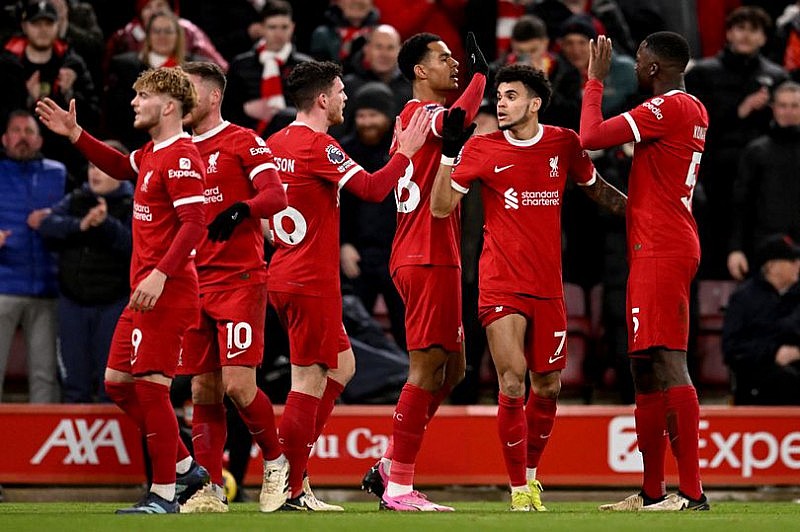 Bảng xếp hạng vòng 22 Ngoại hạng Anh ngày 1/2: Liverpool độc chiếm ngôi đầu, top 4 xáo trộn