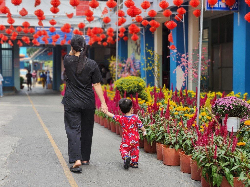 TP.HCM: Ấm lòng phiên chợ 0 đồng dành cho bệnh nhi và thân nhân