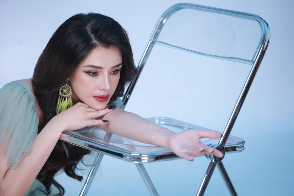 Sắc màu Hà Nội 4 mùa qua giọng hát Tô Ngọc Hà