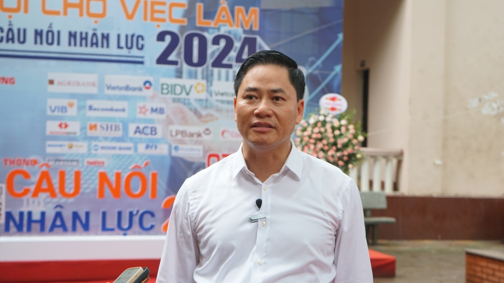 Hơn 10.000 sinh viên tham dự “Hội chợ việc làm - Cầu nối nhân lực 2024