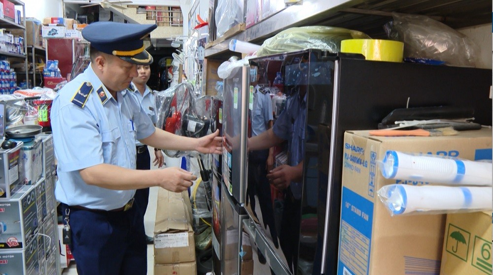 Quản lý thị trường Hà Giang: Xử lý vi phạm hành chính 360 vụ, xử phạt gần 1,5 tỷ đồng