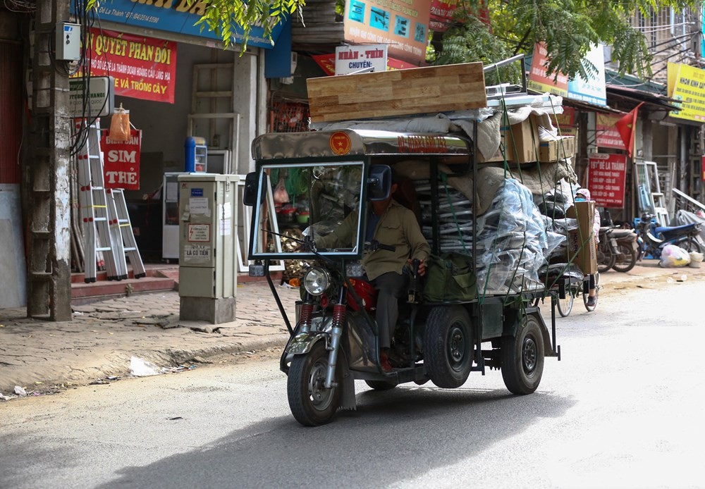 Tiềm ẩn nguy cơ tai nạn giao thông từ xe ba gác tự chế