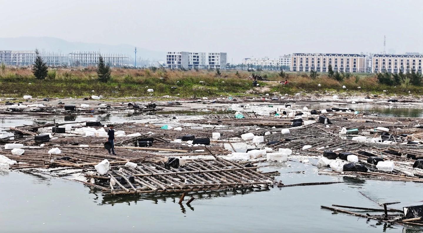 vinh ha long ngap rac sau bao yagi moi truong di san bi de doa nghiem trong hinh 2