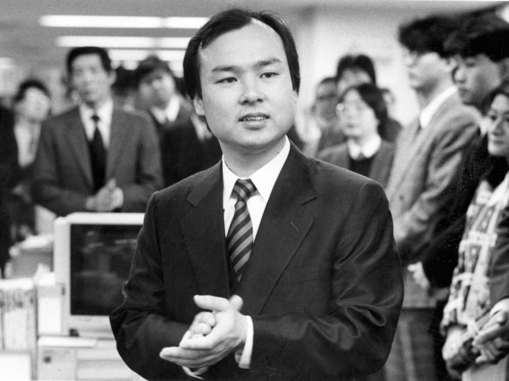 ‘Con bạc’ 67 tuổi Masayoshi Son với 100 tỷ USD trong tay: Vị tỷ phú vươn lên từ nghèo khó, từng phải đi xin thức ăn thừa, dành cả đời đi đặt cược vào startup- Ảnh 2.