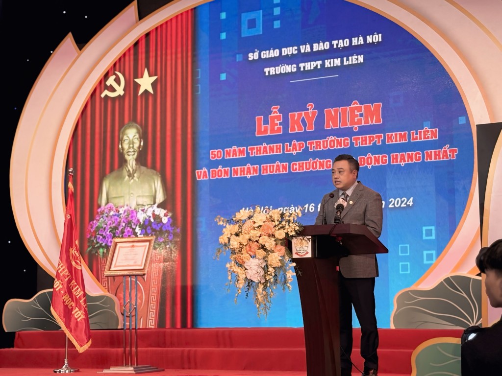 THPT Kim Liên luôn là bông sen tỏa sáng giữa lòng Hà Nội