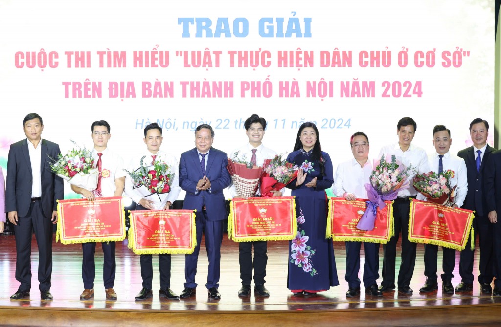 Quận Đống Đa đoạt giải Nhất tìm hiểu Luật dân chủ ở cơ sở