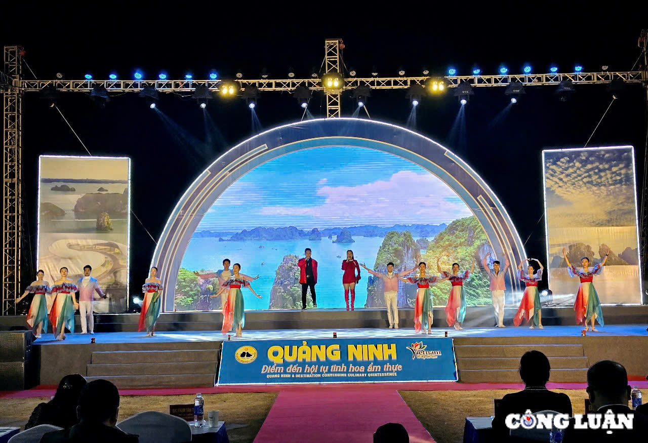 quang ninh lien hoan am thuc lon nhat tu truoc den nay hinh 2
