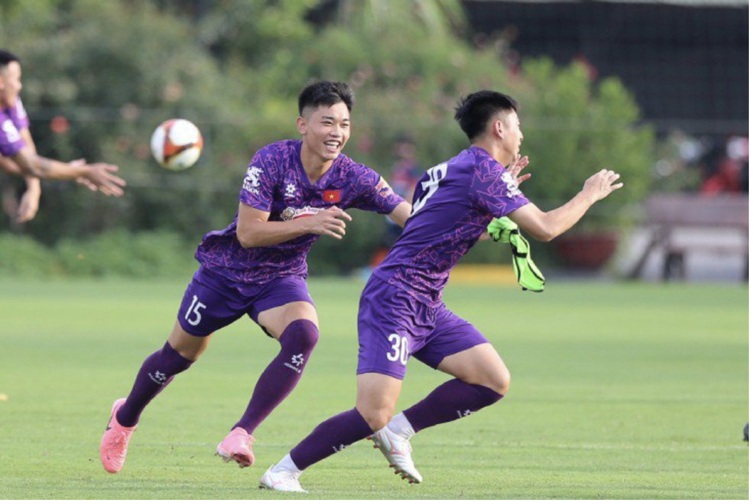 xuan son hoang duc va quang hai het co hoi du sea games 33 hinh 2