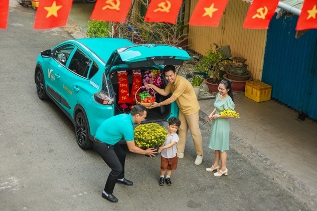 ra quan nam moi vu tru vin dai thang don hon 11 trieu luot khach trong 6 ngay hinh 12