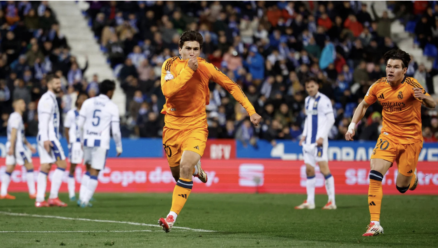 real madrid vao ban ket cup nha vua sau cuoc ruot duoi ty so ngoan muc hinh 1