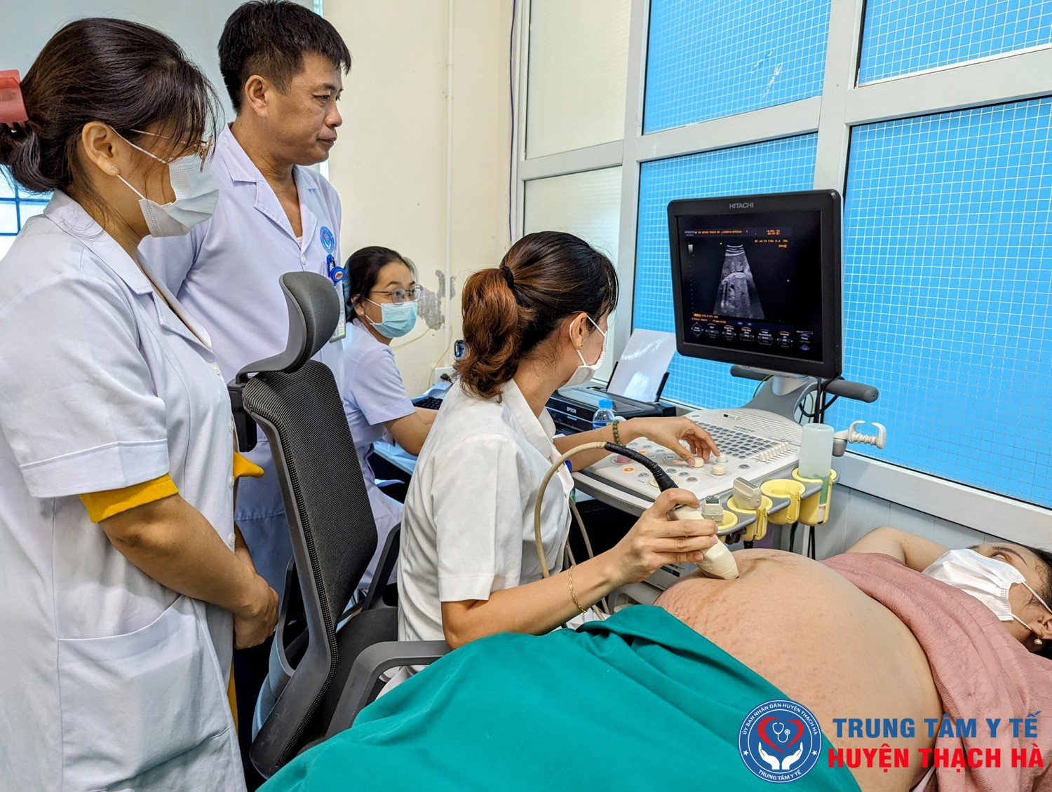 trung tam y te huyen thach ha nang cao chat luong dich vu huong toi su hai long cua nhan dan hinh 1