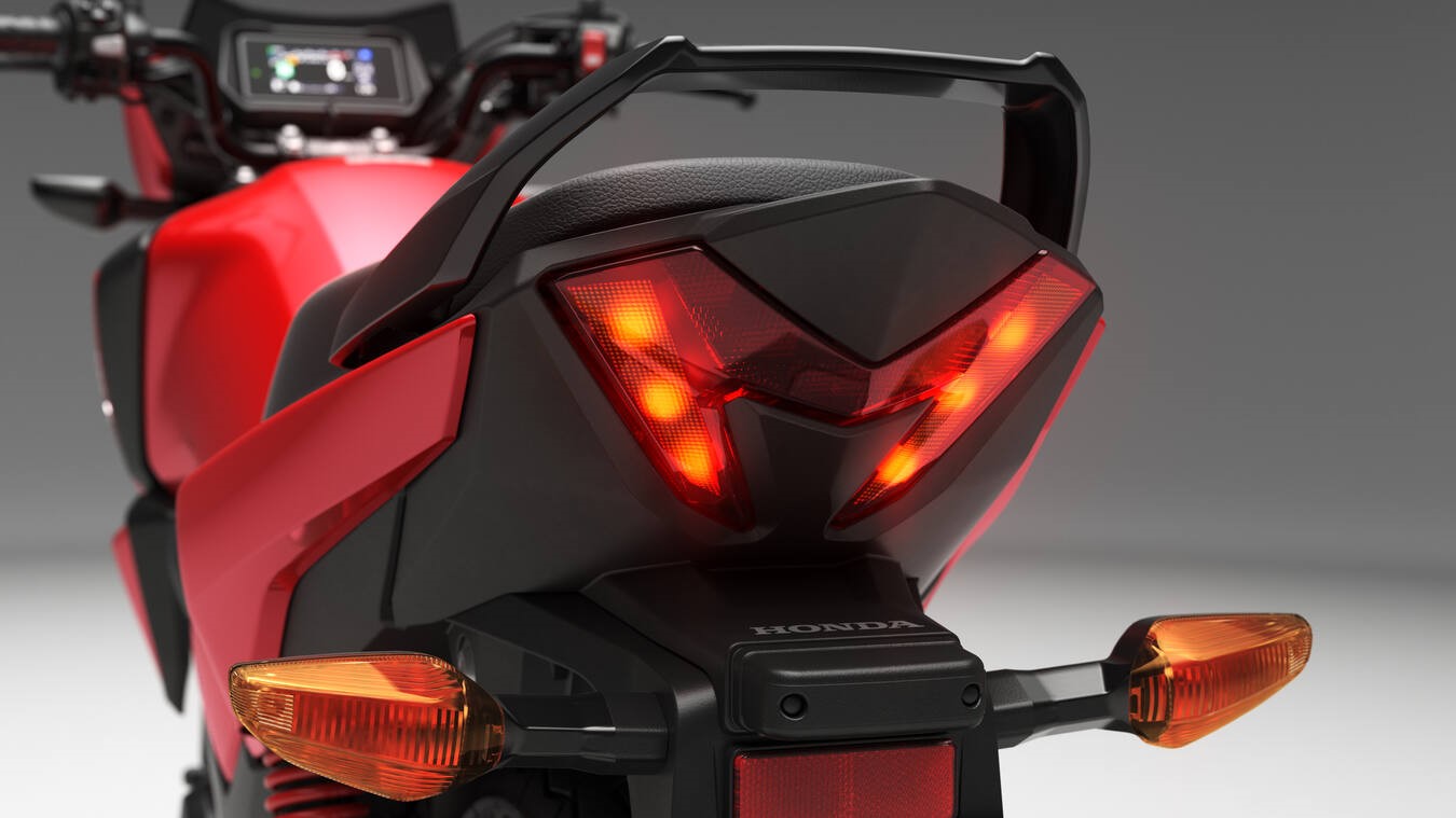 Honda trình làng mẫu xe 125cc: Tiết kiệm nhiên liệu vượt trội, mỗi lần đổ xăng có thể đi được hơn 700km- Ảnh 8.