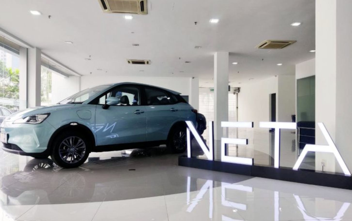 Lại thêm 1 startup xe điện Trung Quốc điêu đứng: Công ty mẹ phá sản, phải đóng cửa loạt showroom- Ảnh 2.