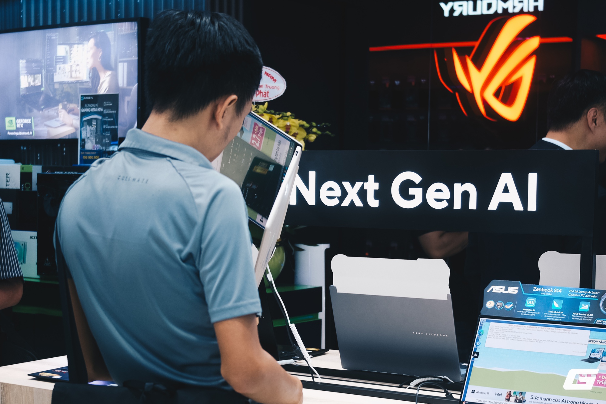 ASUS Exclusive Store đầu tiên tại TP.HCM khai trương, mở rộng mô hình bán lẻ hướng tới trải nghiệm người dùng- Ảnh 9. ASUS Exclusive Store đầu tiên tại TP.HCM khai trương, mở rộng mô hình bán lẻ hướng tới trải nghiệm người dùng- Ảnh 9.