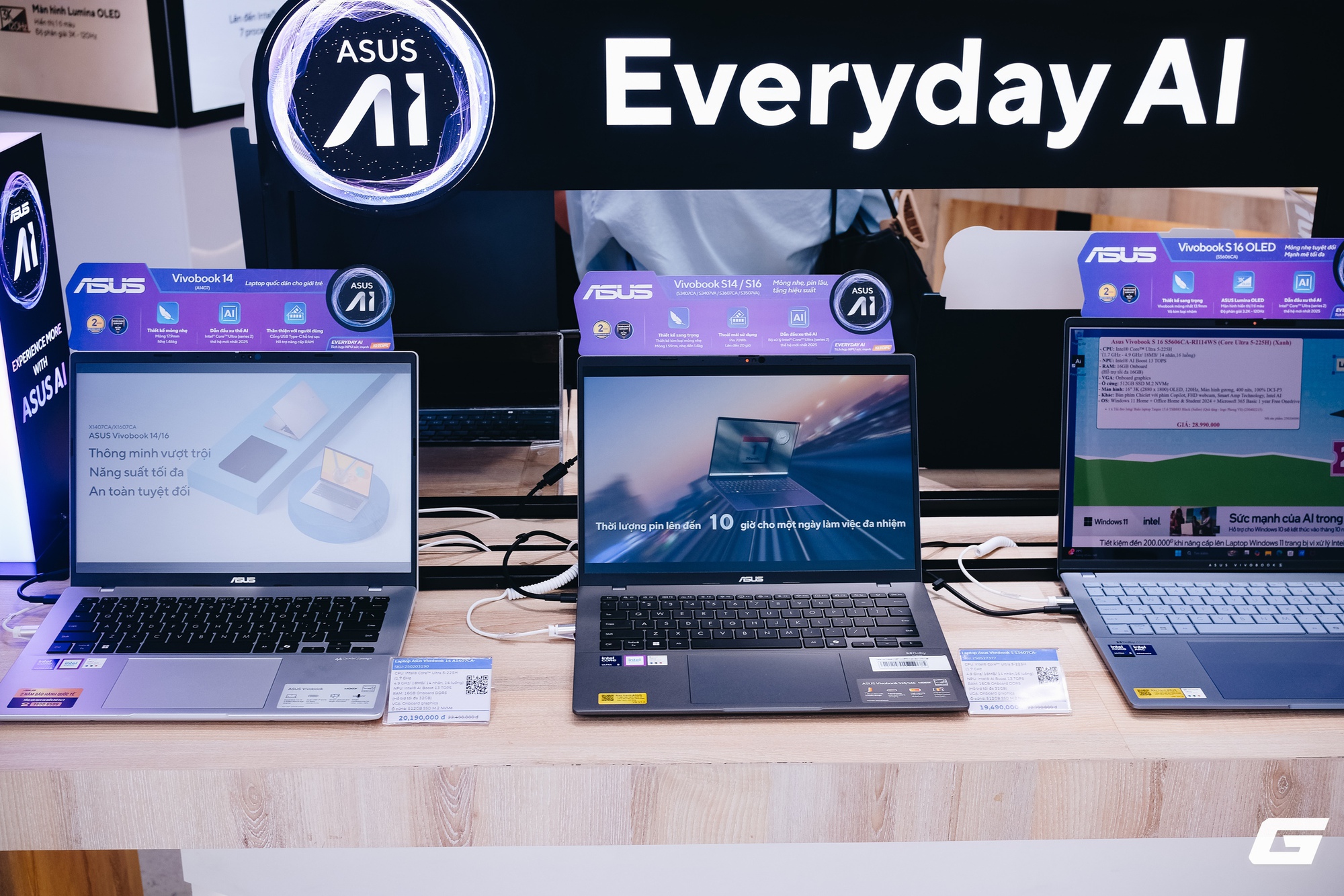 ASUS Exclusive Store đầu tiên tại TP.HCM khai trương, mở rộng mô hình bán lẻ hướng tới trải nghiệm người dùng- Ảnh 7. ASUS Exclusive Store đầu tiên tại TP.HCM khai trương, mở rộng mô hình bán lẻ hướng tới trải nghiệm người dùng- Ảnh 7.