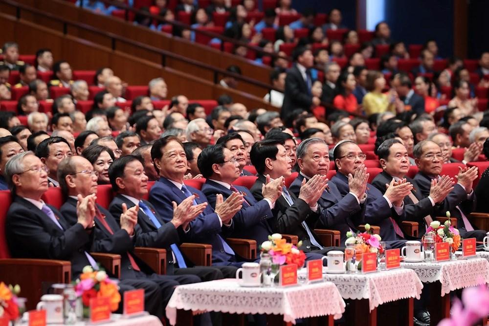 Chặng đường 80 năm của Chính phủ thấm đẫm dấu ấn của đoàn kết, trí tuệ và kỷ luật; kiên định mục tiêu, linh hoạt sách lược - ảnh 3