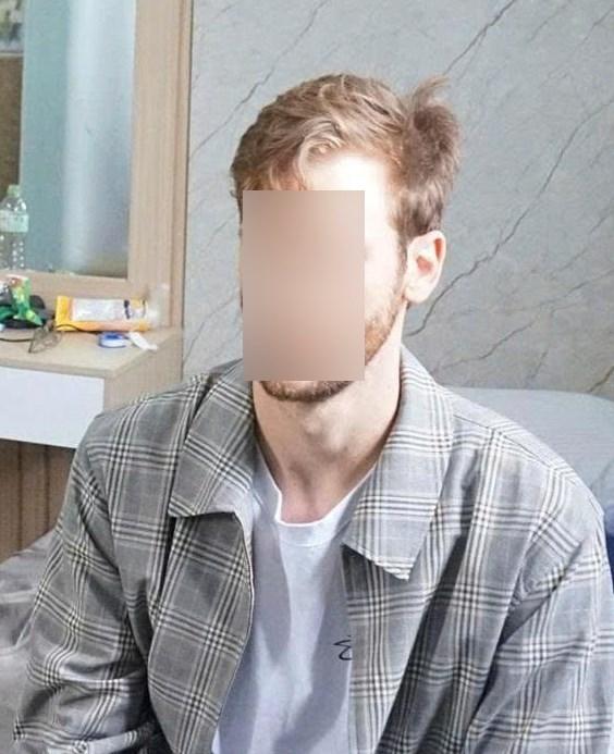 Bắt nghi phạm người nước ngoài gây ra vụ cướp tiệm vàng táo tợn ở Đà Nẵng - ảnh 2