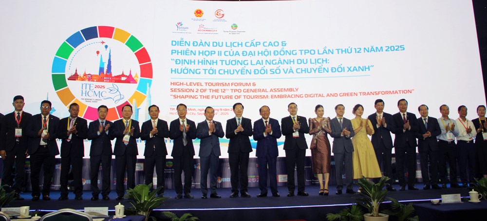 Khai mạc Diễn đàn Du lịch cấp cao và công bố Biên bản ghi nhớ hợp tác phát triển Du lịch Y tế - ảnh 4