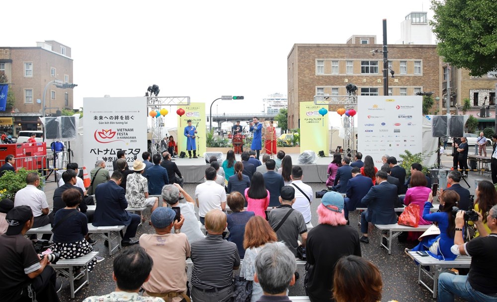 Hành trình bền bỉ và sâu sắc ở xứ sở Mặt trời mọc - ảnh 1