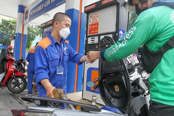 Giá xăng dầu hôm nay 19/9: Đồng loạt tăng