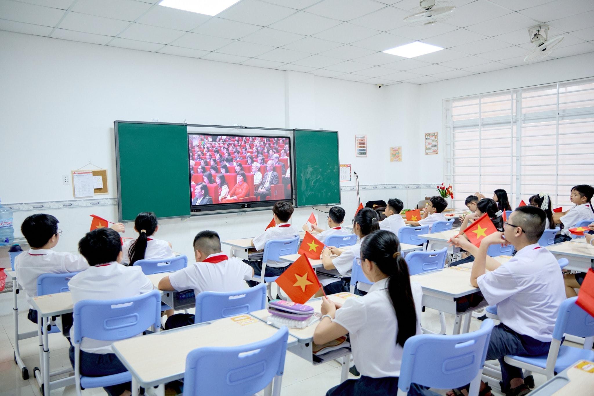 Theo Bộ Giáo dục và Đào tạo, đến năm 2030, cả nước cần bổ sung khoảng 22.000 giáo viên tiếng Anh ở bậc mầm non và tiểu học.