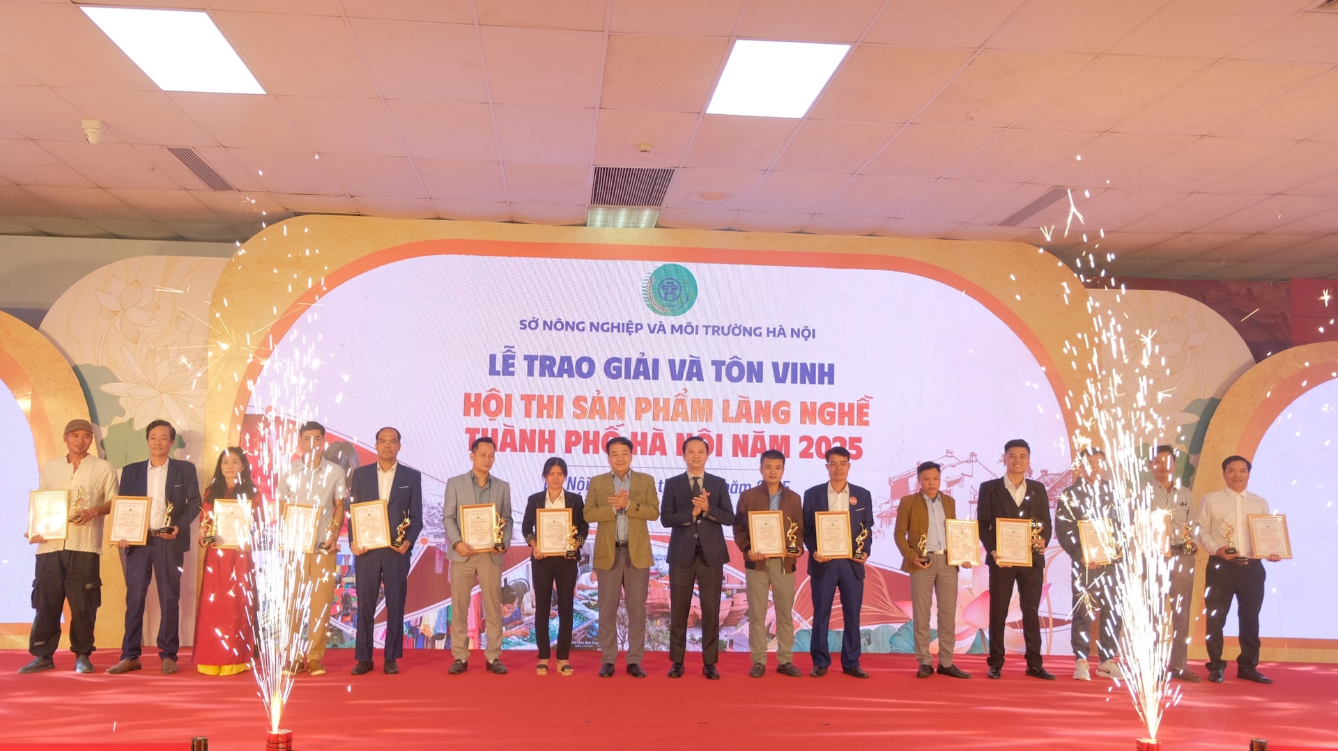 hoi-thi-sp-lang-nghe-3.jpg