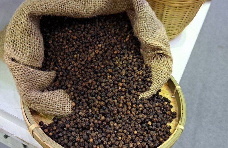 Giá tiêu hôm nay 28.10: Tăng mạnh 2.000 đồng/kg, vượt mốc 145.000 đồng/kg - ảnh 1