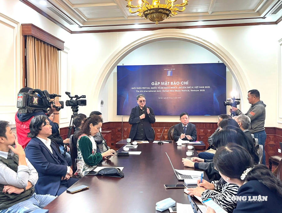 Quang cảnh họp báo giới thiệu “Festival Quốc tế Âm nhạc Mới Á - Âu lần thứ IV năm 2025”.
