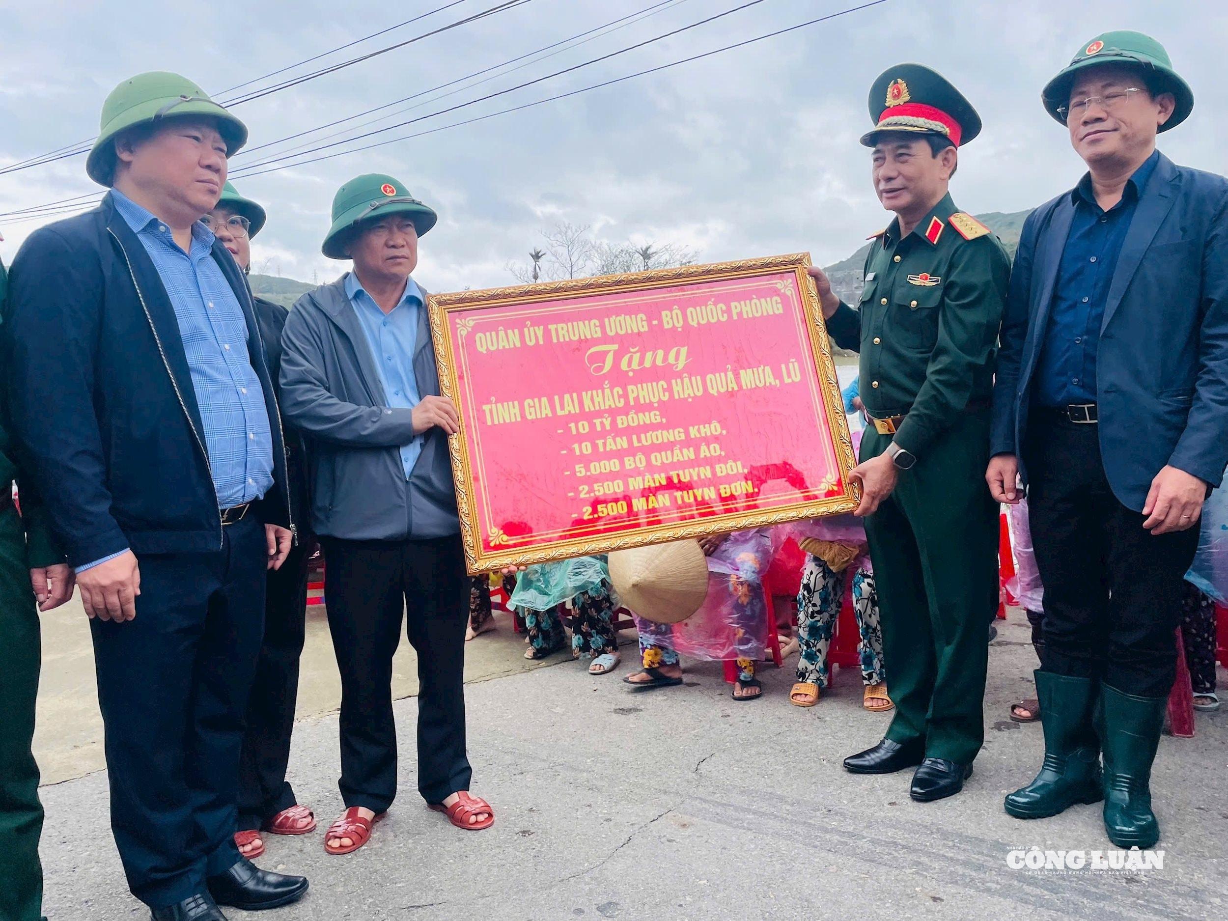Quân ủy Trung ương, Bộ Quốc phòng hỗ trợ tỉnh Gia Lai 10 tỷ đồng