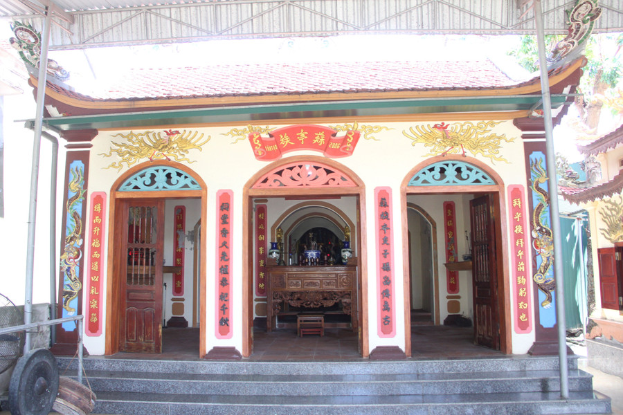 Nhà thờ họ Tô ở thôn Sơn Phú, xã Mai Phụ. anh1.jpg