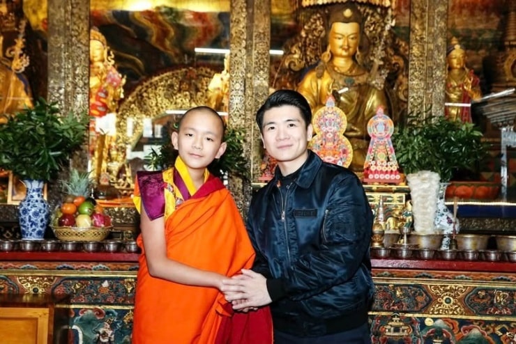 Đỗ Quang Vinh diện kiến Hoàng tôn Vairochana Rinpoche