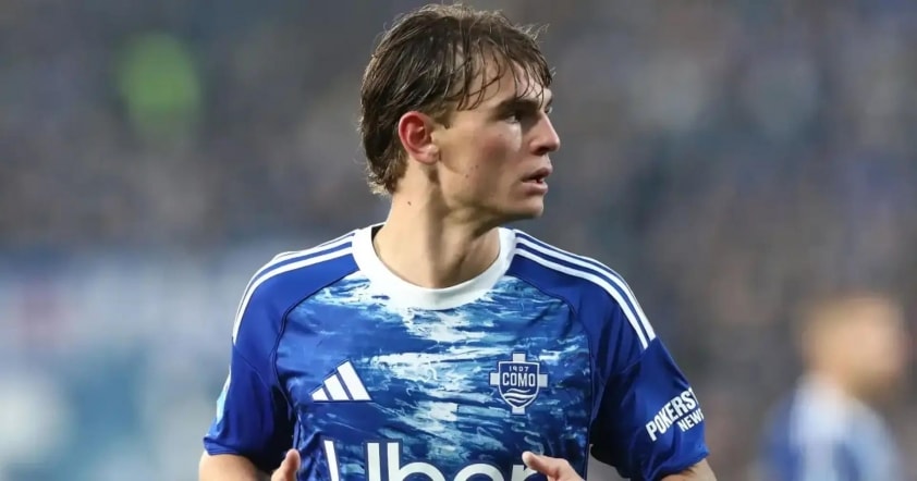 Nico Paz trong màu áo Como và sự quan tâm từ Real Madrid