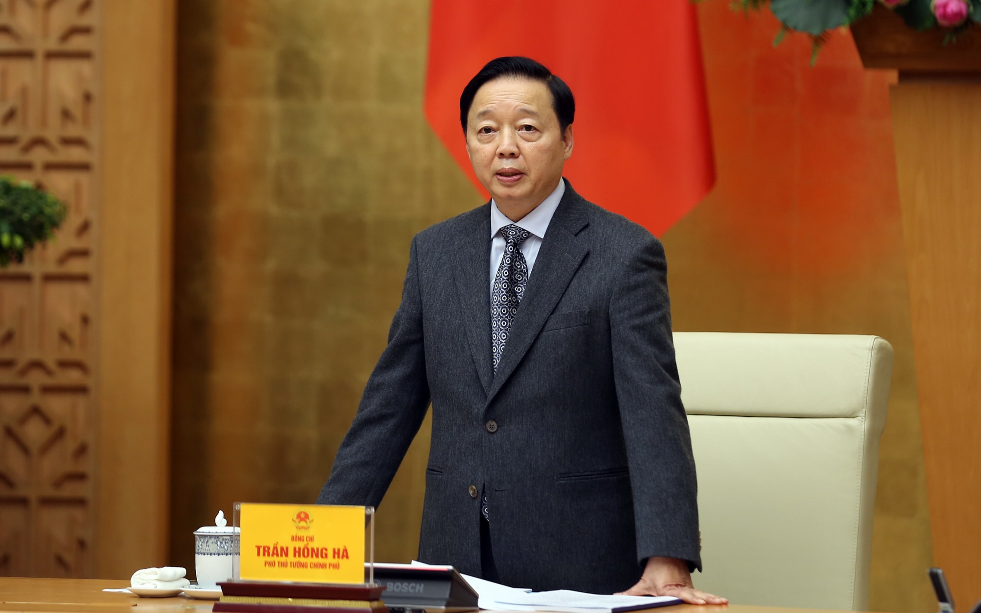 ATGT phải đáp ứng mong muốn giản dị của người dân 'ra khỏi nhà và trở về bình yên'- Ảnh 2. ATGT phải đáp ứng mong muốn giản dị của người dân 'ra khỏi nhà và trở về bình yên'- Ảnh 2.