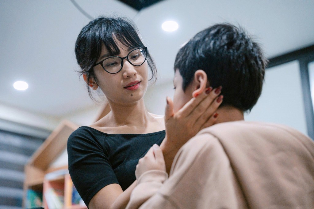 Cậu bé mắc chứng tự kỷ và hành trình 7 năm cất lời xin lỗi mẹ