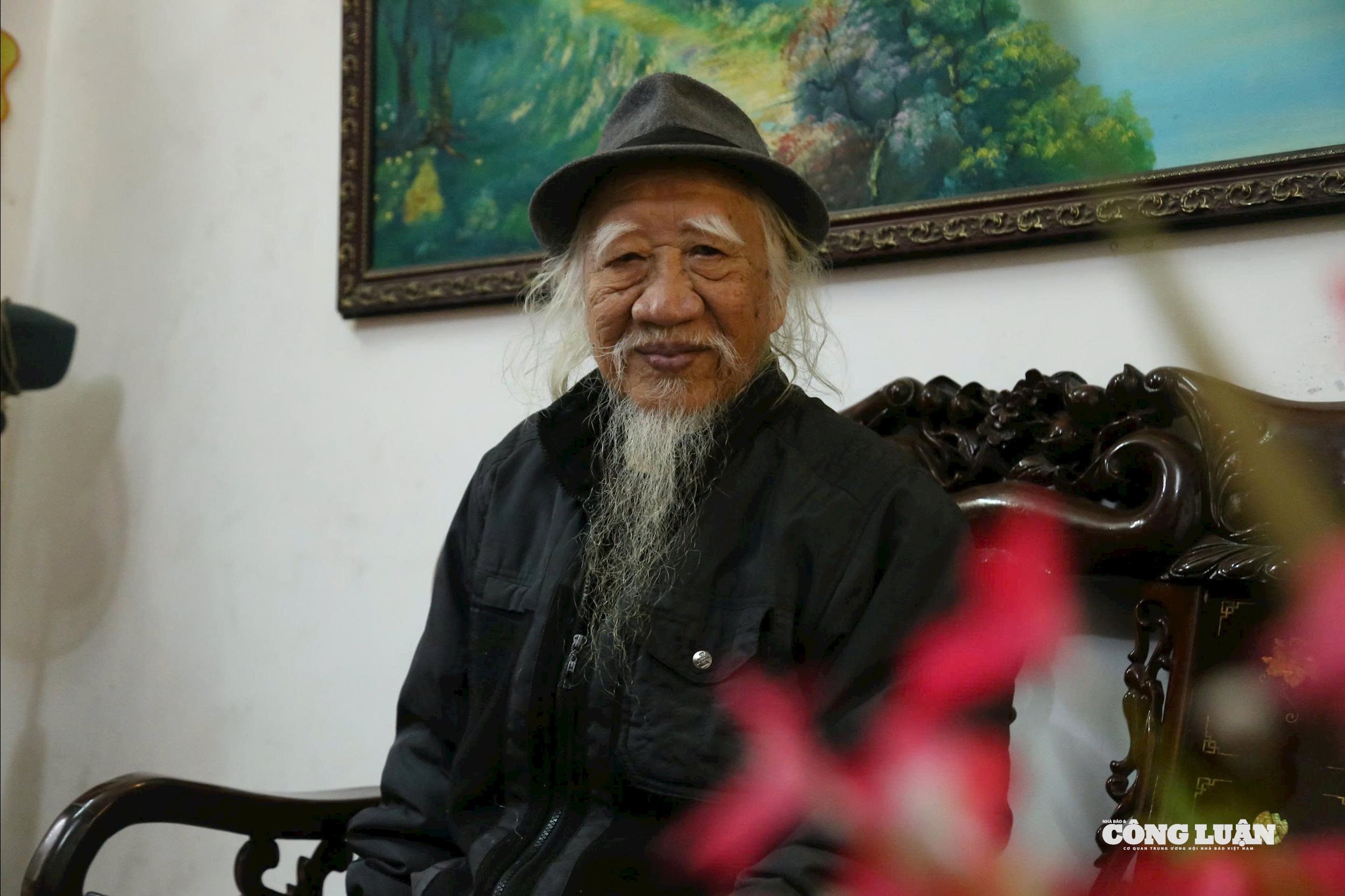 Tiến sĩ Nguyễn Thái Tự luôn say sưa khi nói về các loài cá