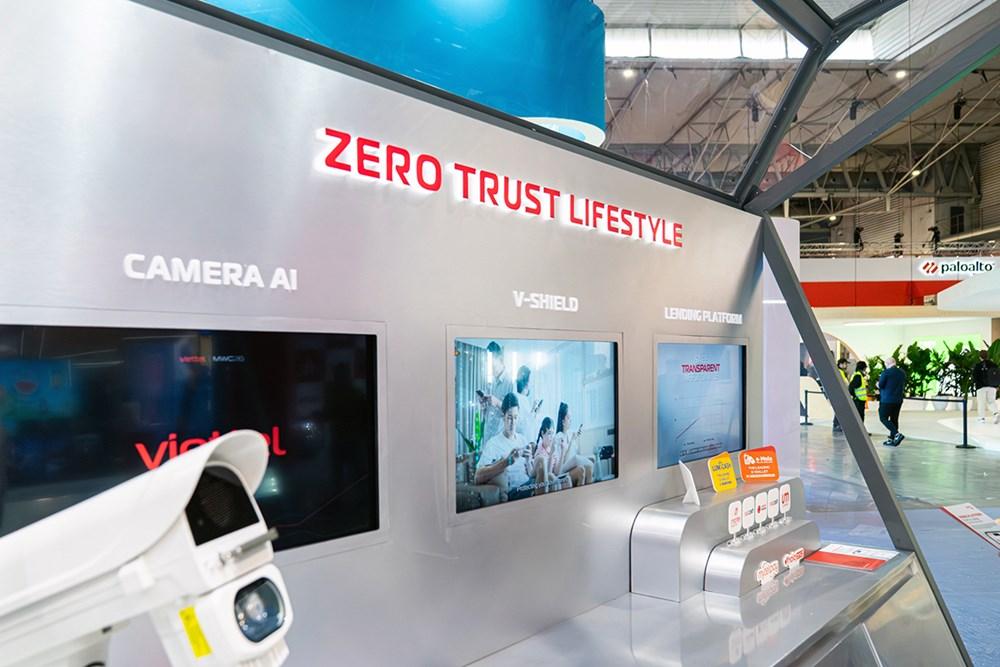 Trình diễn công nghệ Việt tại “sân chơi” di động lớn nhất thế giới - ảnh 3