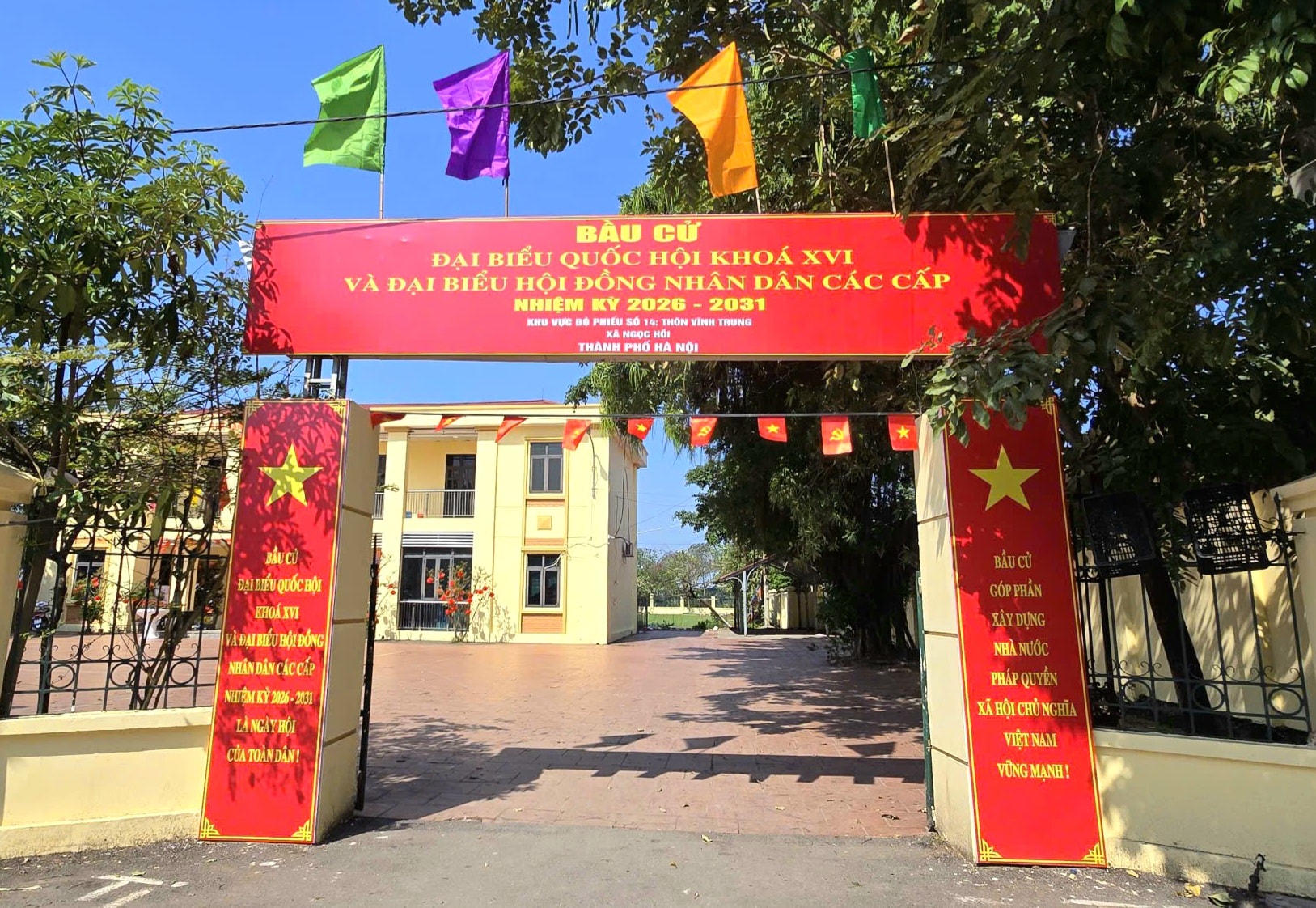 Khu vực bỏ phiếu số 14 - thôn Vĩnh Trung, xã Ngọc Hồi sẵn sàng cho ngày bầu cử. Ảnh: HQ