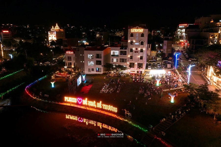 Gia Lai: Phát triển kinh tế đêm gắn với quảng bá văn hoá, du lịch - ảnh 4